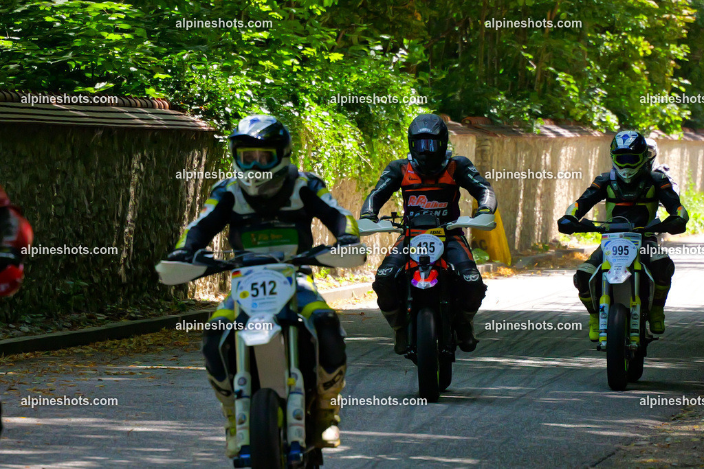 P1036791 | Erleben Sie atemberaubende, hochqualitative Fotos Ihrer Fahrt entlang der malerischen Alpenstraßen. Besuchen Sie alpineshots.com, um professionelle Aufnahmen Ihrer unvergesslichen Reise zu finden und zu kaufen - Realisiert mit Pictrs.com