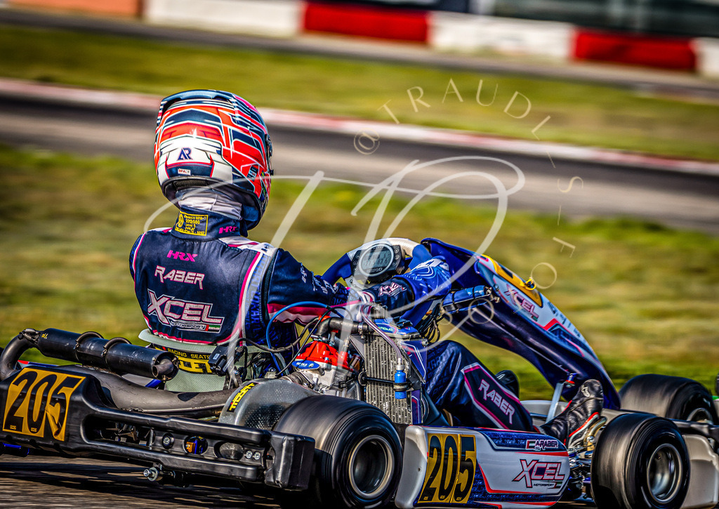 69A2B30E-EA86-4CEC-9652-AAC16A3723A2 | traudl_s_fotos