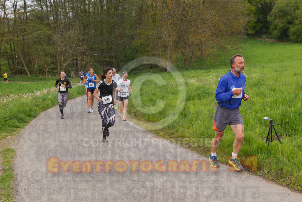 220501_1020_EV8_0566 | Sportfotografie im Rhein-Sieg Kreis, Köln, Bonn, NRW, Rheinland Pfalz, Hessen, etc. Unser Tätigkeitsfeld umfasst den Laufsport vom Volkslauf über den Marathon, Duathlon, Triathon bis zum Ultralauf wie Kölnpfad Ultra oder Schindertrail.
