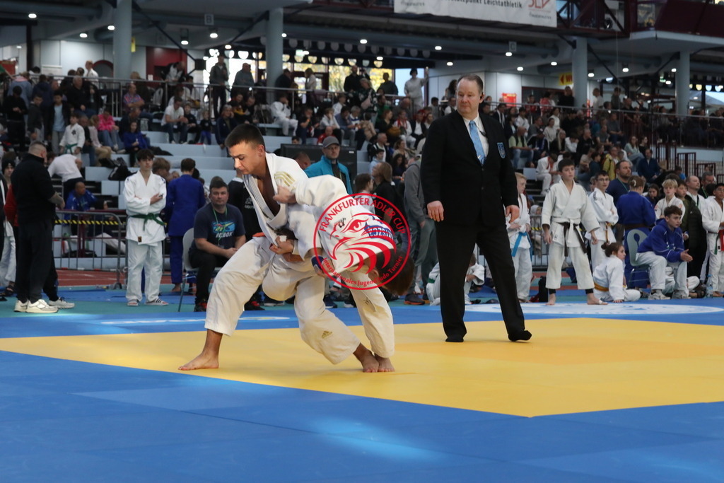 1J7A2339 | Fotos vom Adler Cup - Pictures from Adler Cup

Hier findet Ihr alle Eindrücke und großen Momente der Adler Cup Wochenenden. Here you will find all impressions and great moments of the Adler Cup weekends. - Realisiert mit Pictrs.com