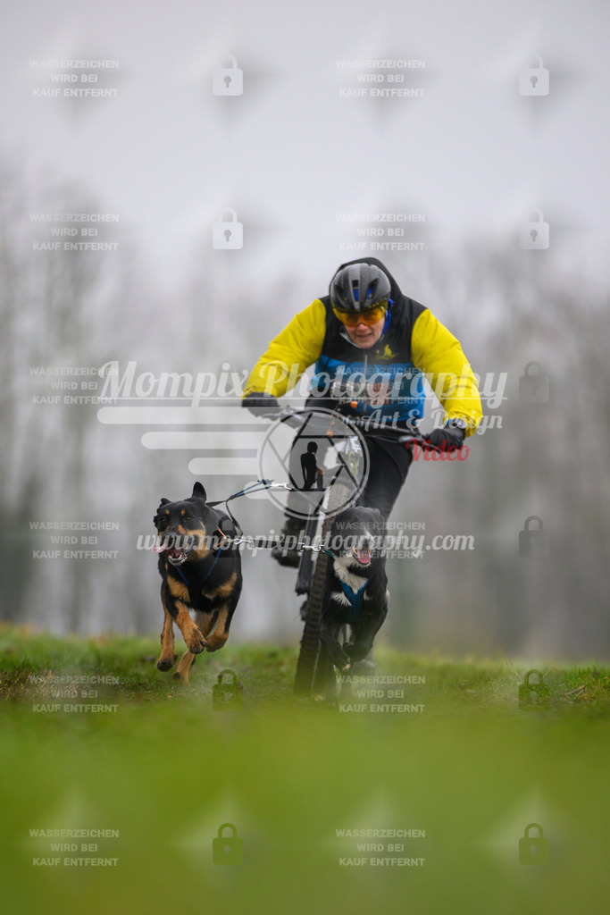 MompixPhotography_CDF2023_FFST_Di_Bike2-26 | PayLife
