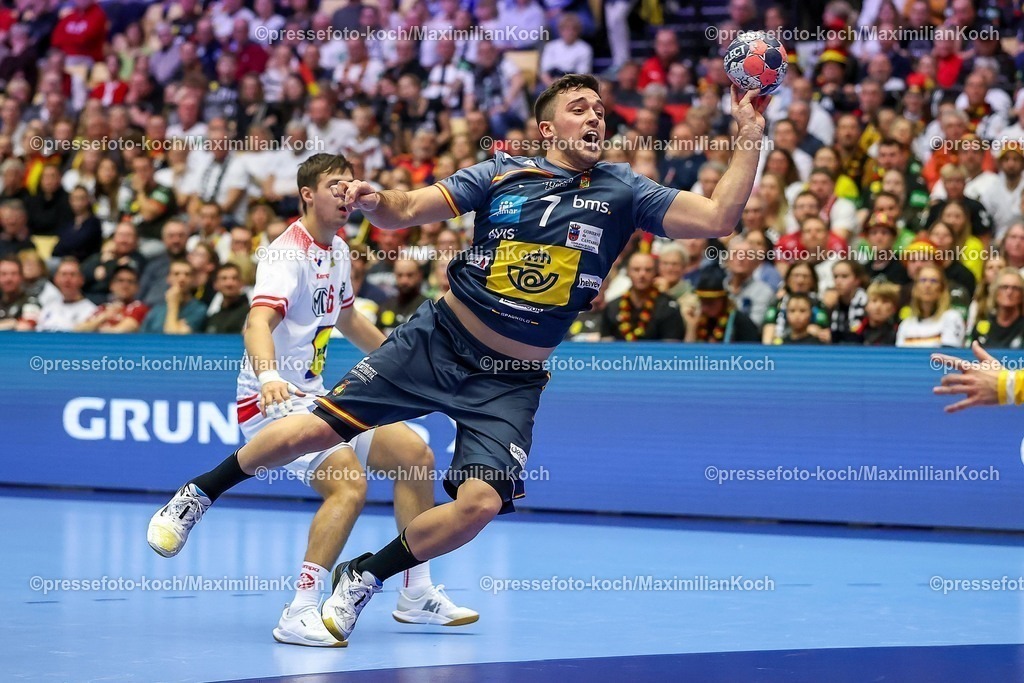 EHF17012601107 | 17.01.2026, Handball, Men's EHF EURO 2026, Österreich - Spanien, Jyske Bank Boxen in Herning, Dänemark, Preliminary Round:  Jan Gurri Aregay (Espania #07) 