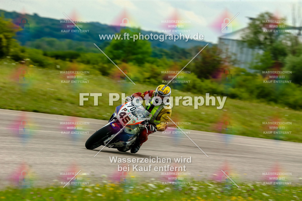 Chambley Juli-3295 | Hier findet Ihr Bilder von Touristenfahrten auf der Nürburgring Nordschleife oder von anderen Veranstaltungen die ich besucht habe. Viel Spass beim Durch Schauen 