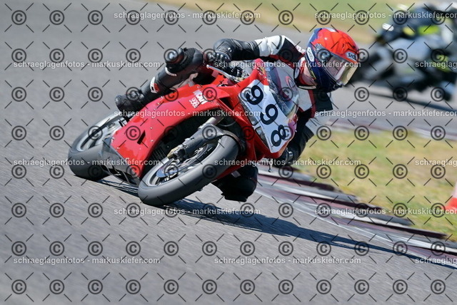 26bt04-0734 | markuskiefer.com - Realisiert mit Pictrs.com