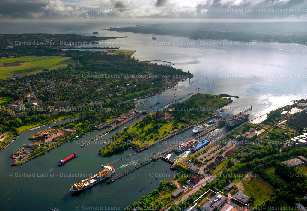 2405853 | Nordostseekanal Schleuse bei Kiel