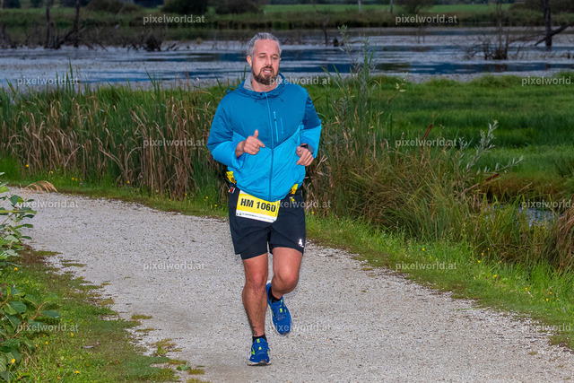 7. Int. Kärnten Marathon 2024 - Halbmarathon | Bildershop von pixelworld.at - Realisiert mit Pictrs.com