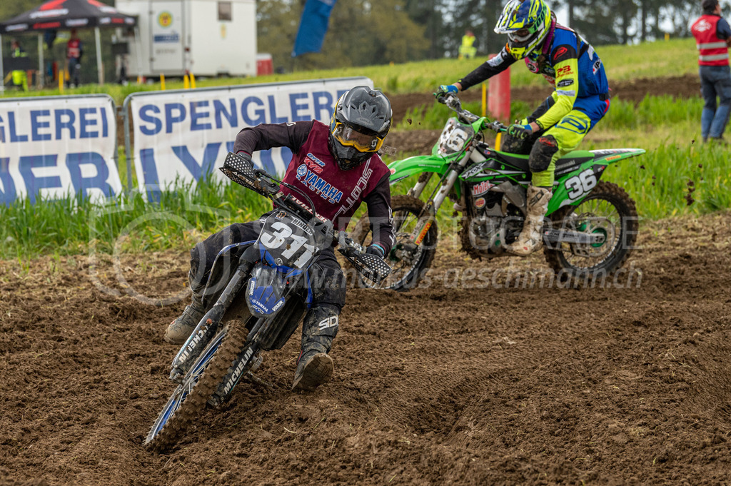 Motocross Schlatt bei Winterthur - 30. April 2022 | Motocross Schlatt bei Winterthur
MC Wila, Schlatt bei Winterthur
Bild: Sportfotografie Markus Aeschimann | www.markus-aeschimann.ch - Realisiert mit Pictrs.com