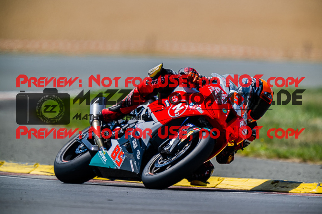 MaZZes_FotoMatrix_220722_3517 | IDM1000