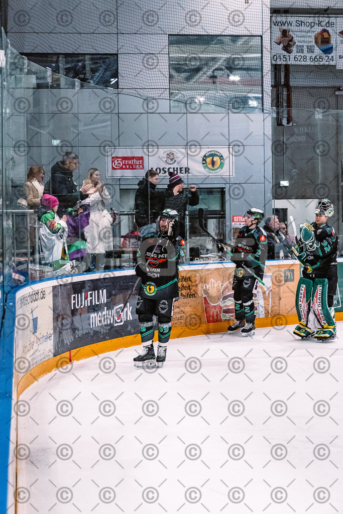 Alligators_vs_Peiting_04_01_2026-124 | Höchstadt Alligators Fotogalerie: Eishockey-Action aus Franken. Professionelle Spielfotos, Portraits & Stadionbilder zum Download. Jetzt entdecken! - Realisiert mit Pictrs.com