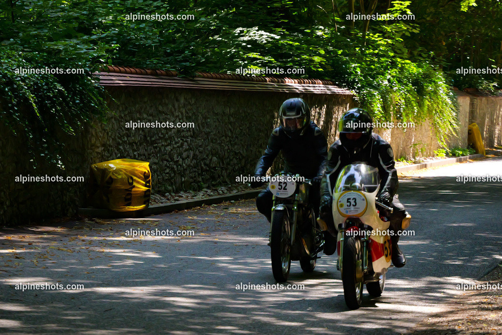 P1036631 | Erleben Sie atemberaubende, hochqualitative Fotos Ihrer Fahrt entlang der malerischen Alpenstraßen. Besuchen Sie alpineshots.com, um professionelle Aufnahmen Ihrer unvergesslichen Reise zu finden und zu kaufen - Realisiert mit Pictrs.com