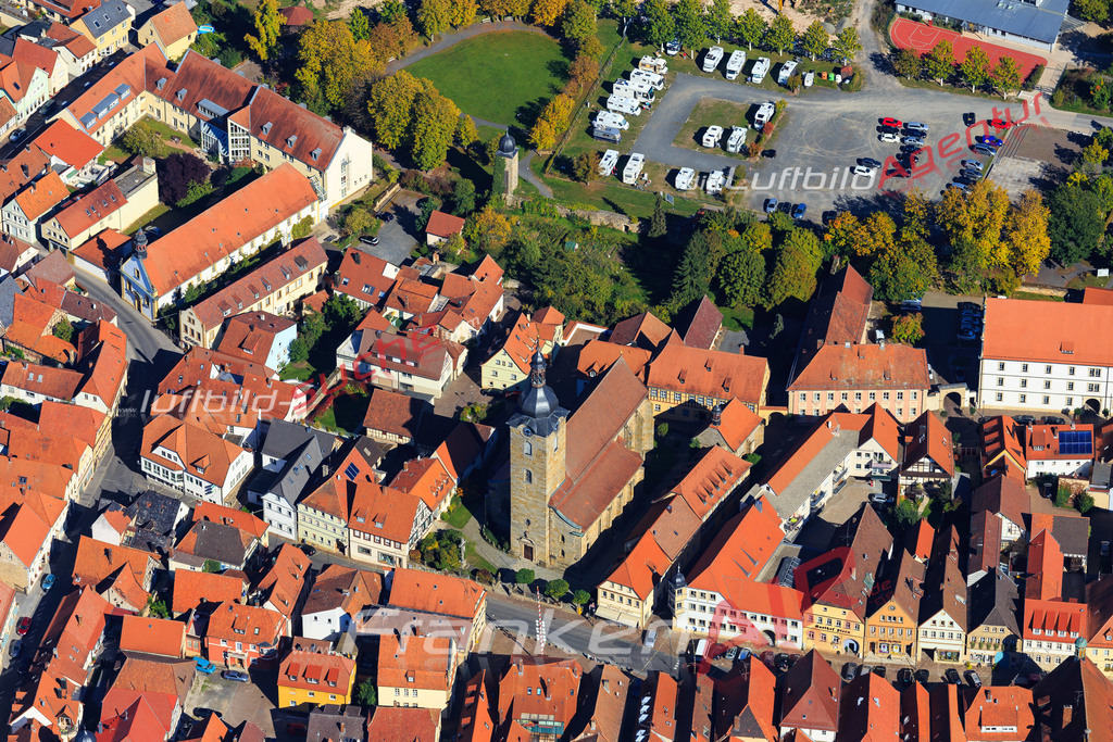 Luftbild von Sandhof Ebern - Luftaufnahme wurde 2015 von https://frankenair.de mittels Flugzeug (keine Drohne) erstellt - die Geschenkidee