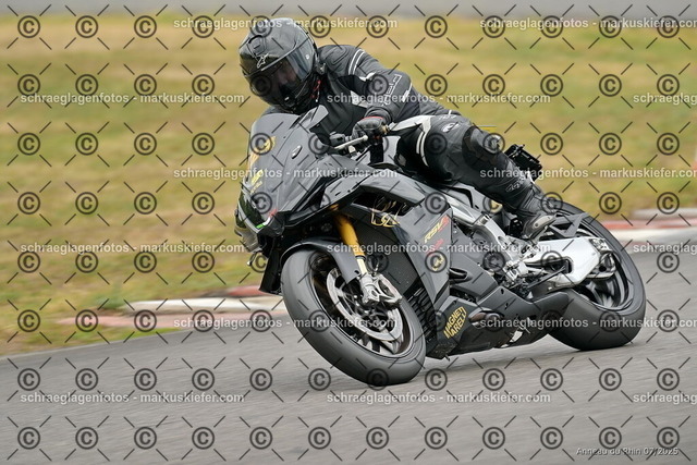 25bt05-1429 | markuskiefer.com - Realisiert mit Pictrs.com
