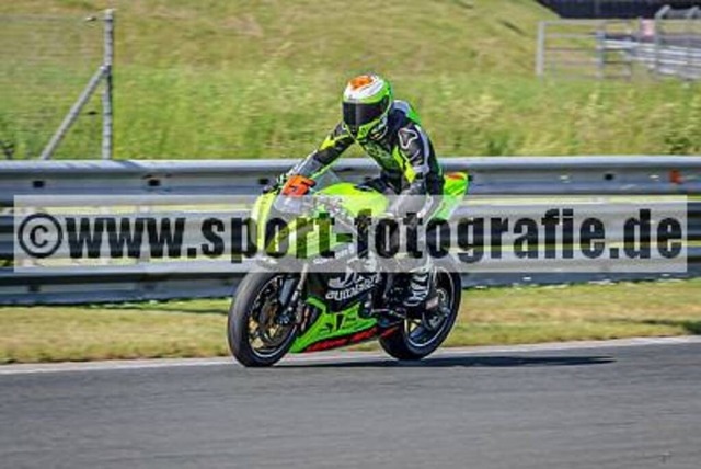 spof6837 | Professionelle Fotos von Sportveranstaltungen, aber auch Hochzeiten und anderen Events. - Realisiert mit Pictrs.com