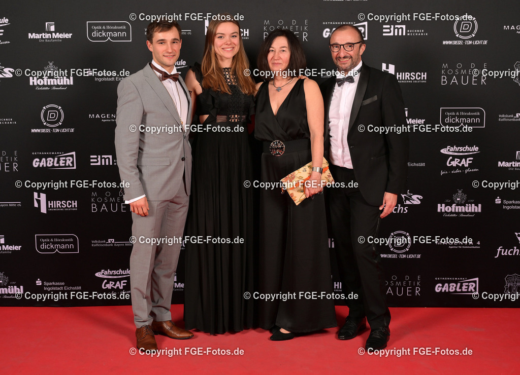 20240128-fge-fotos-0364 | Hofball der FGE am 28.01.2024 im Alten Stadttheater in Eichstätt. - Realisiert mit Pictrs.com