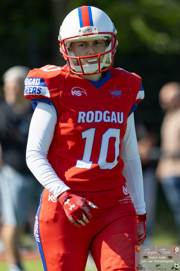 GFLW 1: German Football League Women 1: Rodgau Pioneers Ladies - Stuttgart Scorpions Sisters, 07.06.2026 | Celine Kienitz (Rodgau Pioneers Ladies #10), Freisteller, Portrait / Porträt, Rodgau Pioneers Ladies - Stuttgart Scorpions Sisters, Rodgau, Maingau-Energie-Stadion "Am Weichsee", 7.6.2026 - Realisiert mit Pictrs.com