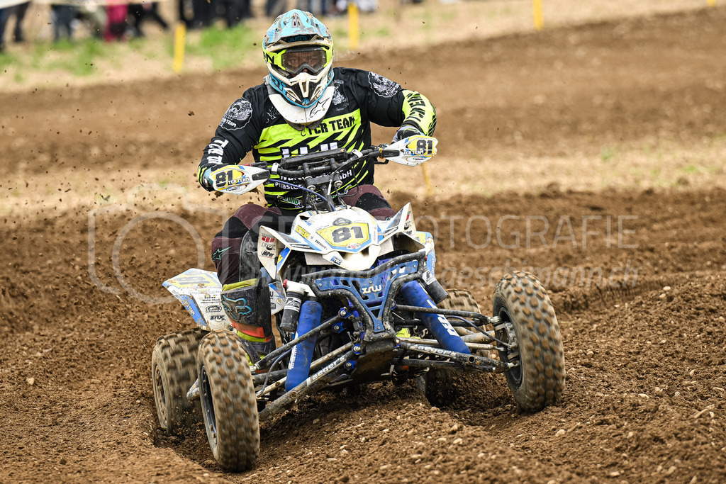 Motocross Schlatt bei Winterthur - 30. April 2023 | #81 Teixeira Domingos aus Gossau (CH) auf Susuki Ltr 450 in der Kategorie Quad am Motocross Schlatt bei Winterthur, 30. April 2023. 
Instagram: @mx_schlatt | @mc_wila | @sam_schweiz
Bild: Sportfotografie Markus Aeschimann | www.markus-aeschimann.ch - Realisiert mit Pictrs.com