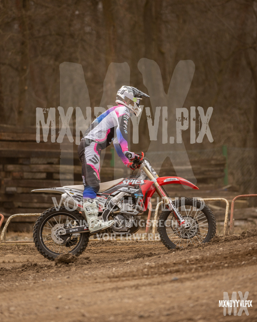 866A0446 | mxndyyvipix