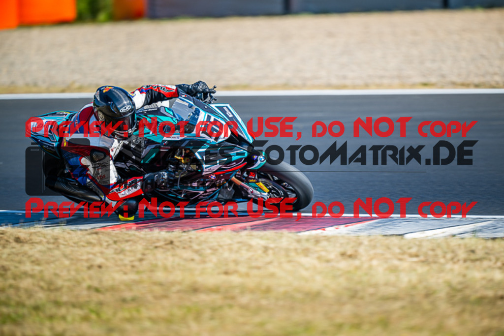 MaZZes_FotoMatrix_220624_9151 | PROSUPERSTOCK