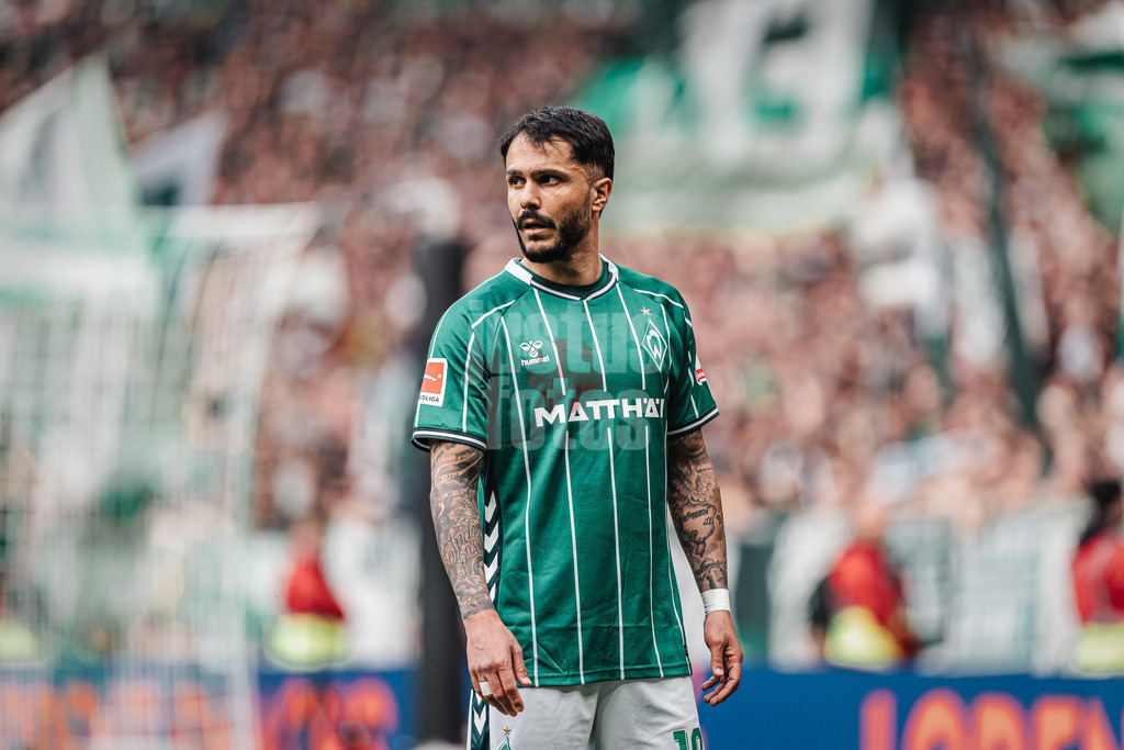Fußball | Männer | Saison 2025/2026 | 1. Fußball-Bundesliga | 30. Spieltag | SV Werder Bremen vs. Hamburger SV | 18.04.2026 | Leonardo Bittencourt (#10, SV Werder Bremen)