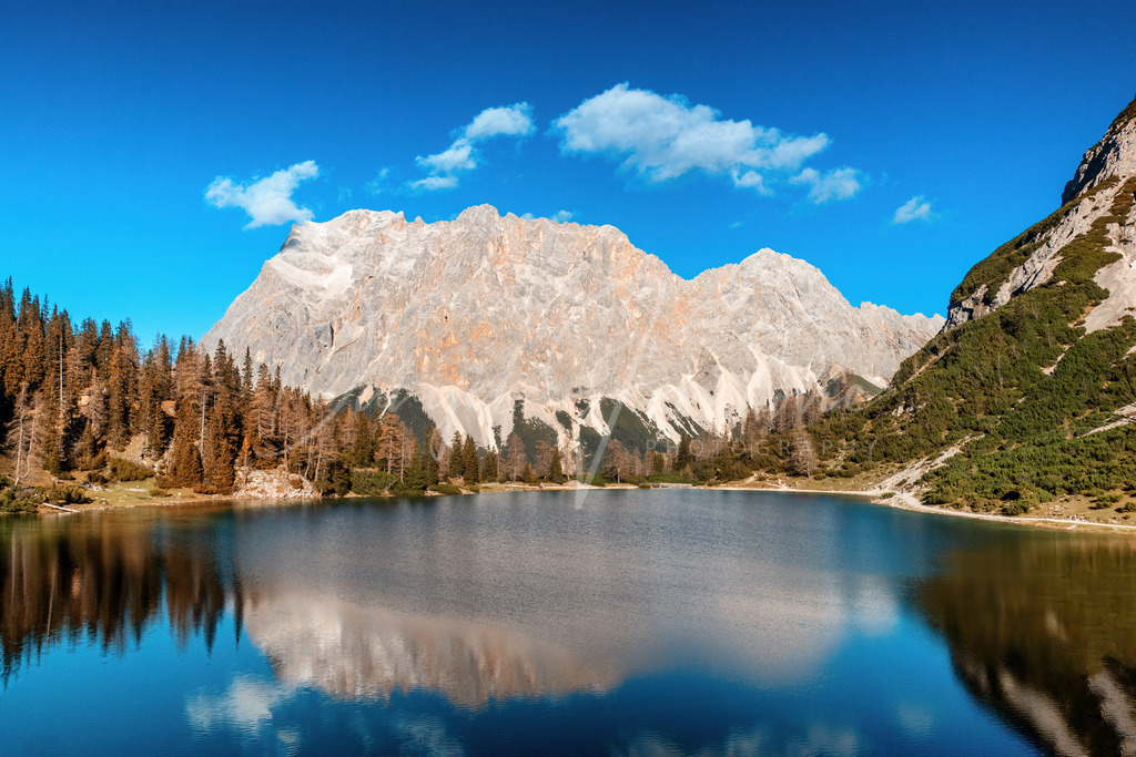 Seebensee | Herbst am Seebensee mit Blick zur Zugspitze