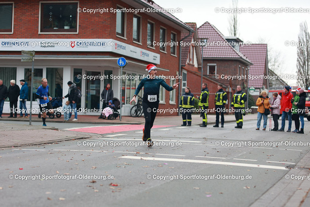 AMLA3103 | Bildershop "Sportfotograf-Oldenburg" mit Fotos von Sportevents in Oldenburg und Umzu. - Realisiert mit Pictrs.com