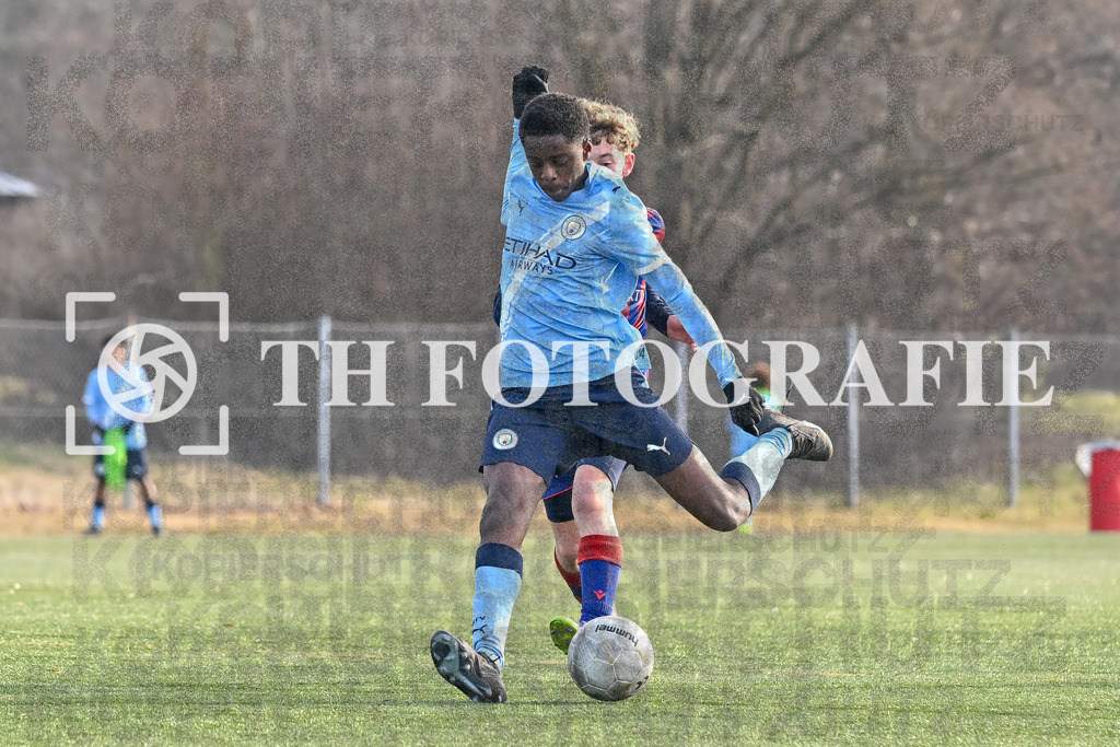 GER, Manchester City - FC Basel, Fussball, PS-Immo-Cup 2026,U14 Feldturnier, 17.01.2026 | City, Basel