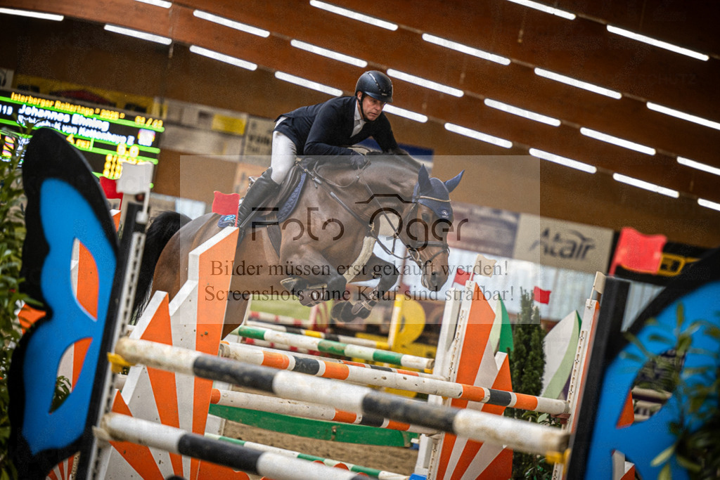 DOS_3235 | Entdecke hochwertige Reitturnierfotos von Foto Oger. Professionell, emotional und authentisch – jetzt Lieblingsmomente im Shop bestellen. - Realisiert mit Pictrs.com