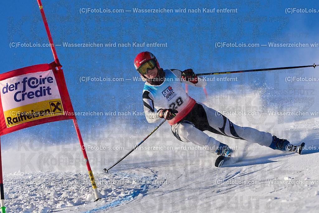 ALP3694_MASTERS-Cup_GS-C Damen_Protz Britt | (C)FotoLois.com, Alois Spandl. FIS Masters-Cup Wildschönau, Giant Slalom auf der Piste Schatzberg GS, Siegerehrung auf dem Dorfplatz Niederau, Sa 13. Januar 2024.