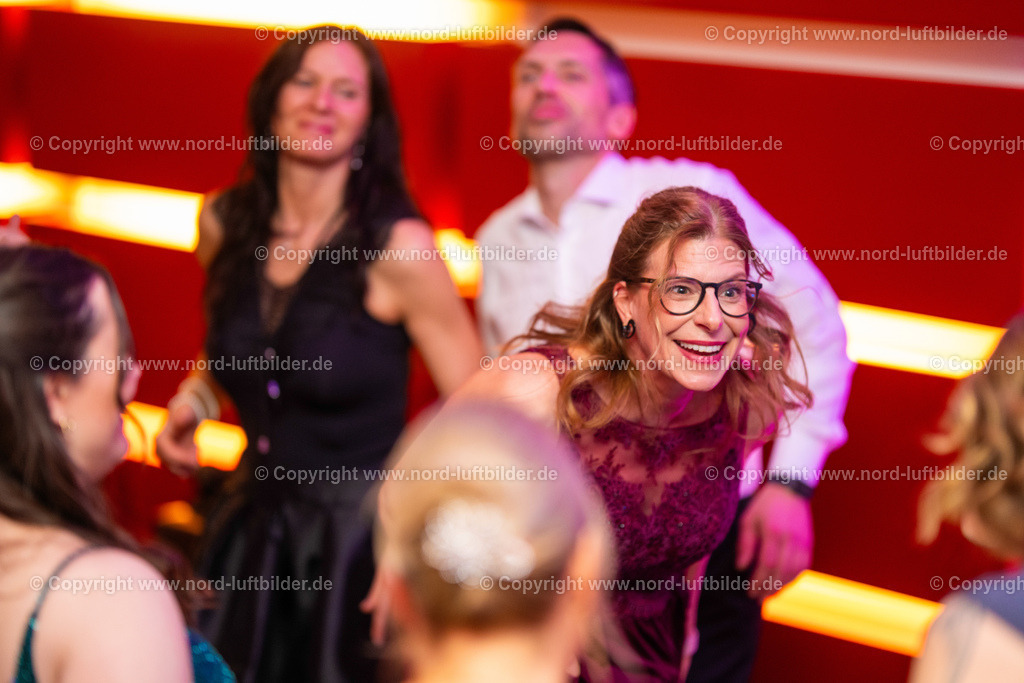 Stader Ballnacht_ELS_1023070326 Kopie | Luftbilder aus Norddeutschland. Die große Luftbild Bilddatenbank von Sylt, Amrum, Föhr, Büsum, Cuxhaven, Hamburg, Bremen, Bremerhaven, Cuxhaven, Langeoog, Norderney, Borkum, Emden, Nordsee, Ostsee, Flensburg, Kiel, Stralsund, Rostock, Darß, Rügen, Usedom