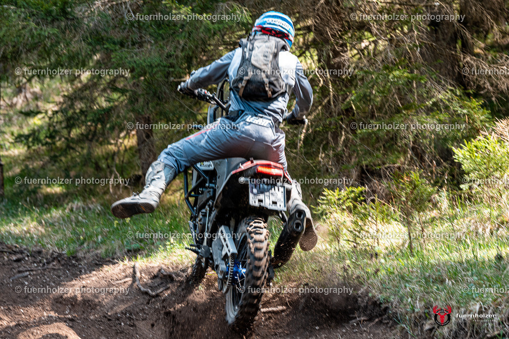 fuernholzer_250501-C2-465 | Fotografische Impressionen von der Red Stag Enduro Extreme by fuernholzer-photography.com. Endurosport in Österreich fotografisch festgehalten von fuernholzer. Auftragsfotografie für Private, Gewerbefotos und Industriefotografie. Eventfotografie, Sportfotografie und Motorsportfotografie. Anbieter von Fotoworkshops, Fototraining, fotografischen Vorträgen und Fotoseminaren.