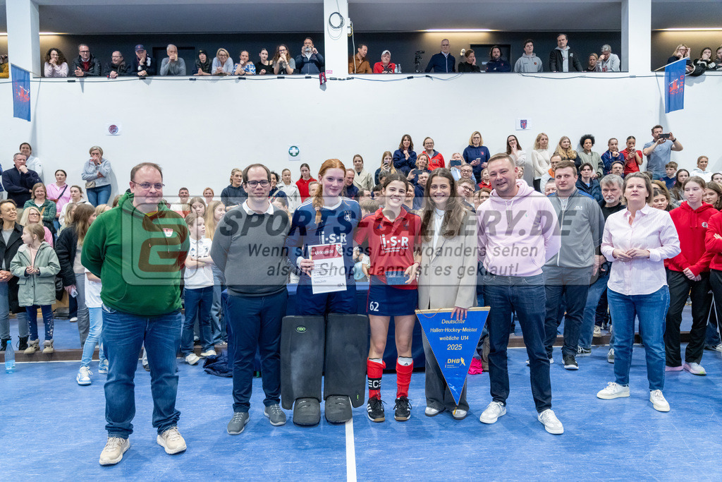HK_20250223_103348 | Deutsche Meisterschaft wU14 Finale und Ehrungen am 23.2.2025 Düsseldorfer HC, Düsseldorf