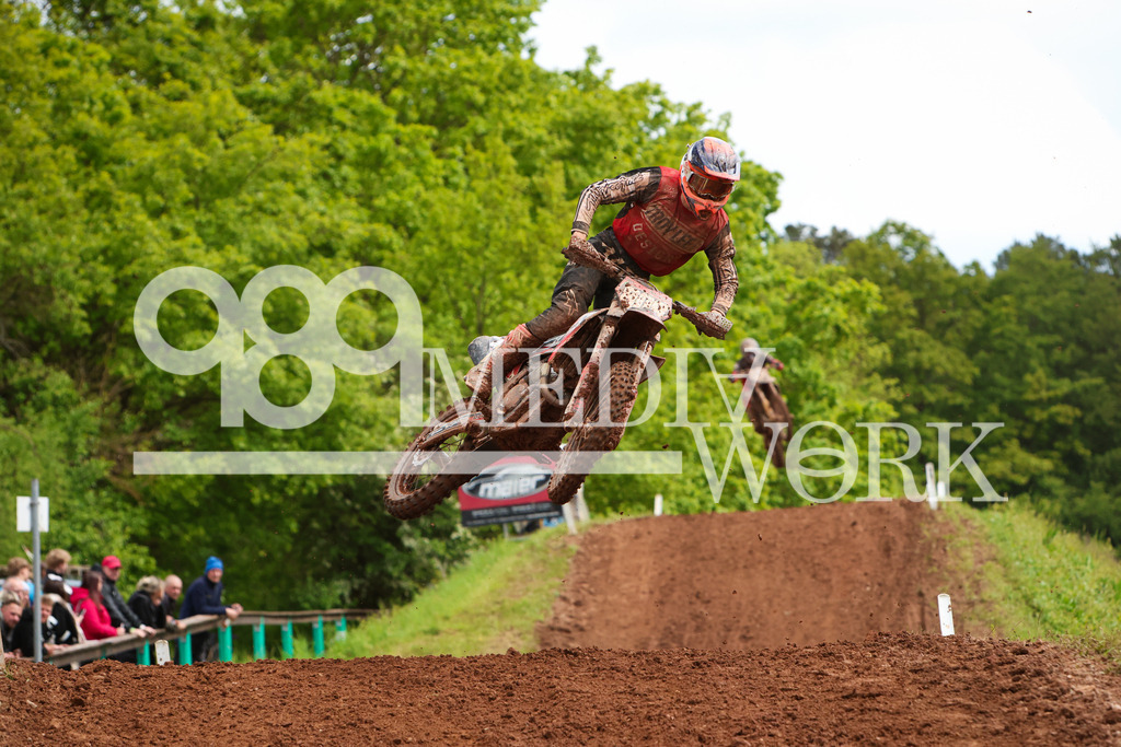 5E6A0357 | 989 MEDIAWORK