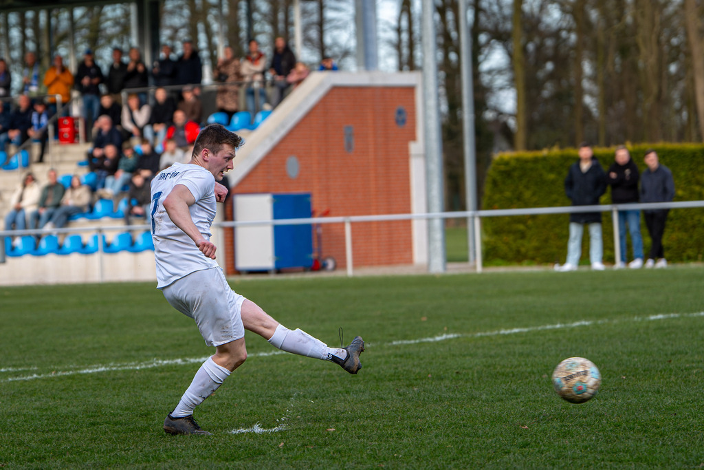Fußball I Herren I Saison 2025-2026 I Halbfinale Kreispokal VEC I  BW Langförden - TV Dinklage II I 19782 | jns.sportfotos - Realisiert mit Pictrs.com
