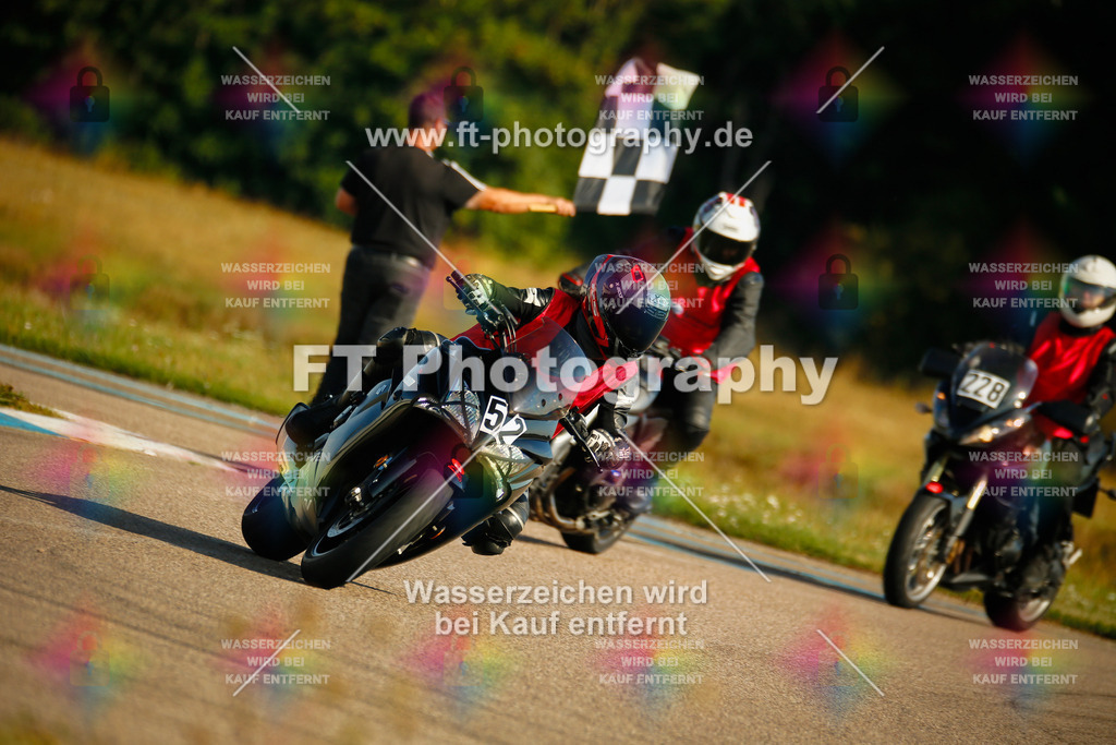 _MOT5723 | Hier findet Ihr Bilder von Touristenfahrten auf der Nürburgring Nordschleife oder von anderen Veranstaltungen die ich besucht habe. Viel Spass beim Durch Schauen 