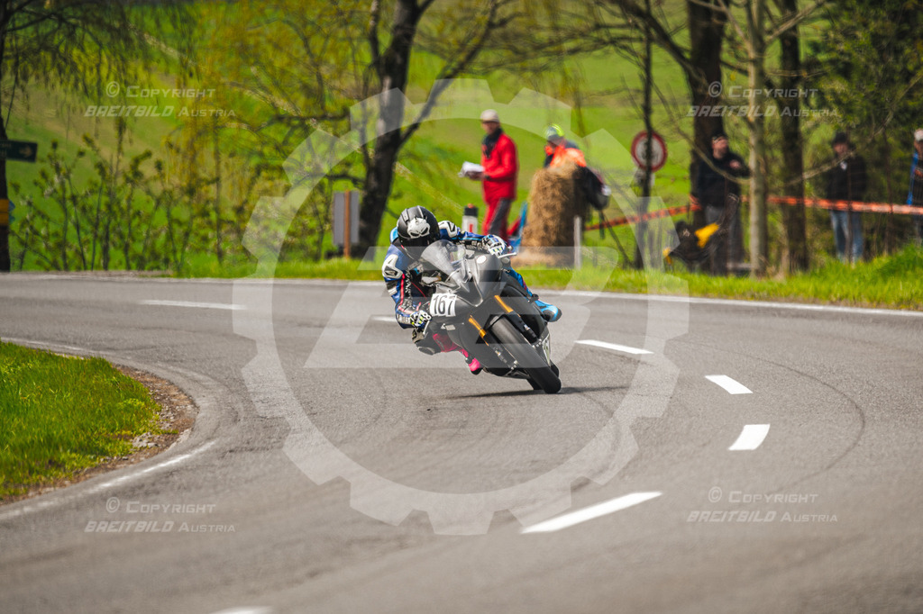 0396 - Bergrennen Landshaag2026 | BREITBILD Austria Webshop

Finde Fotos von: Breitbild, Breitbild Austria, Landshaag, Europeanbikers, KTM, BMW, Bergrennen, Bikeporn, Carporn, Bikes, Cars, Fotografie, Oberösterreich, Österreich, Berufsfotograf, Motorradteile Ganster, Julbach, Pannoniari - Realisiert mit Pictrs.com