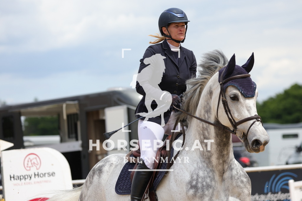 0P6A8143 | Willkommen bei Brunnmayr - Design & Fotografie – Ihrem Spezialisten für Reitturniere und Pferdeveranstaltungen in Oberösterreich, Salzburg und Bayern! Seit über 17 Jahren sind wir leidenschaftlich dabei.