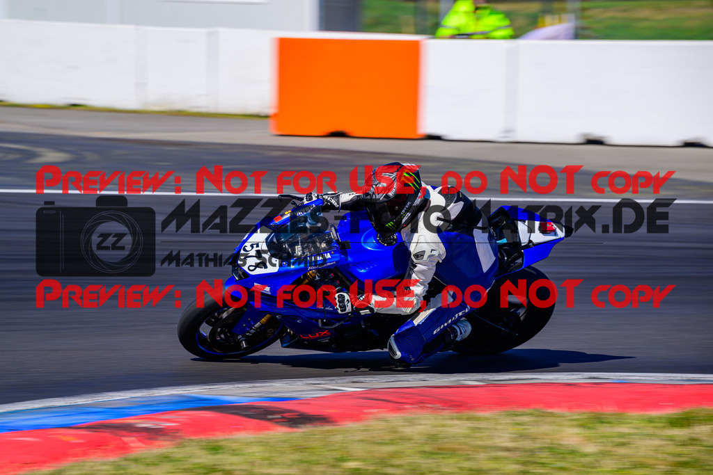 MaZZes_Fotomatrix_20250407_6021986_0380 | ROT