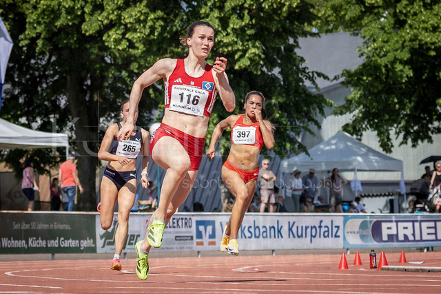 B&amp;S Kurpfalz Gala; Weinheim, 23.05.2026 | WEINHEIM, GERMANY - MAY 24: Louise Wieland (GER/Hamburger SV) over 200m during the B&amp;S Kurpfalz Gala am 23.05.2026 at the  Sepp-Herberger-Stadium in Weinheim (Baden-Wuerttemberg / Germany).
