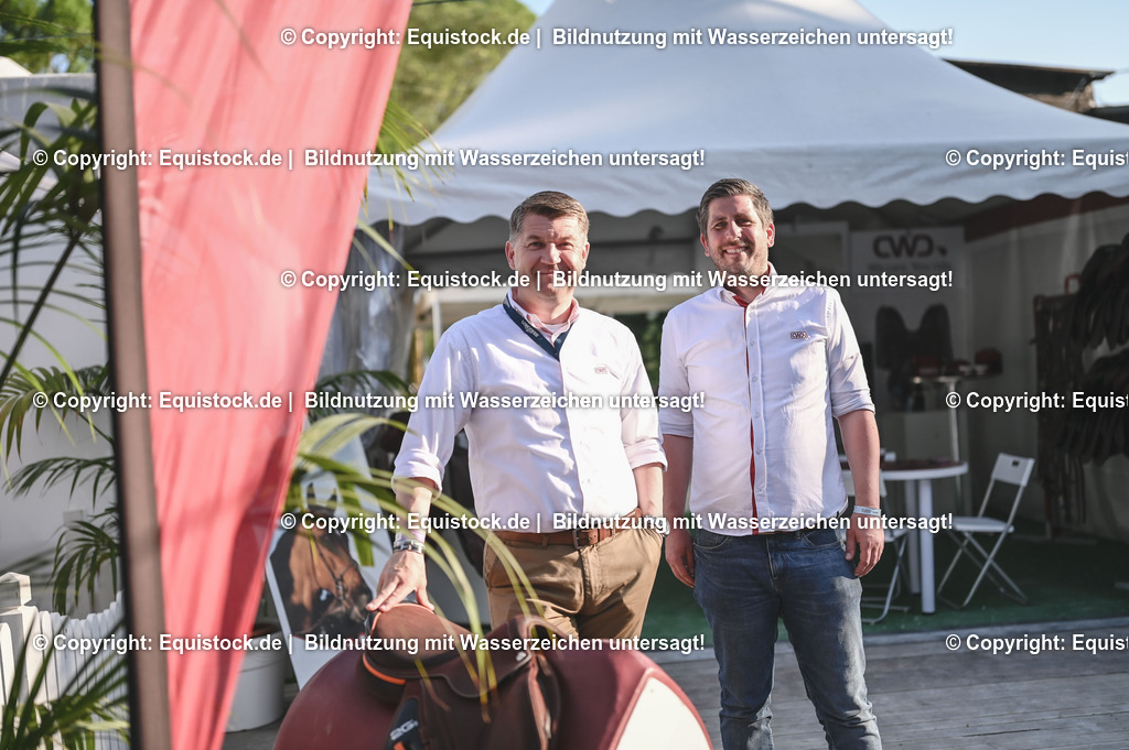 D78_3810 | equistock