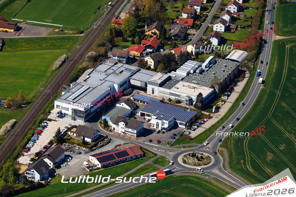 Die Luftaufnahme der Stadt Kronach wurde vom UL-Flugzeug heraus erstellt ( keine Drohne )- hohe Auflösung für beste Qualität