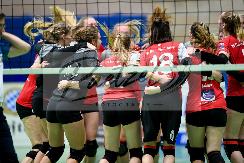 VCOBWA20211106_172 | Volleyball, Frauen:   bei dem Spiel der 3. Liga West zwischen VC Osnabrueck und SV BW Aasee in der Schlosswallhalle am 06.11.2021 in Osnabrueck, Deutschland. - Realisiert mit Pictrs.com