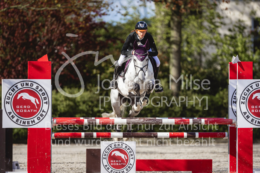 240424_Lemwerder_Stil-L-154 | Deine schönsten Turniermomente als professionelle Fotos! Entdecke hochwertige Pferdesport-Fotografie im Online-Shop. Jetzt Fotos finden & bestellen!