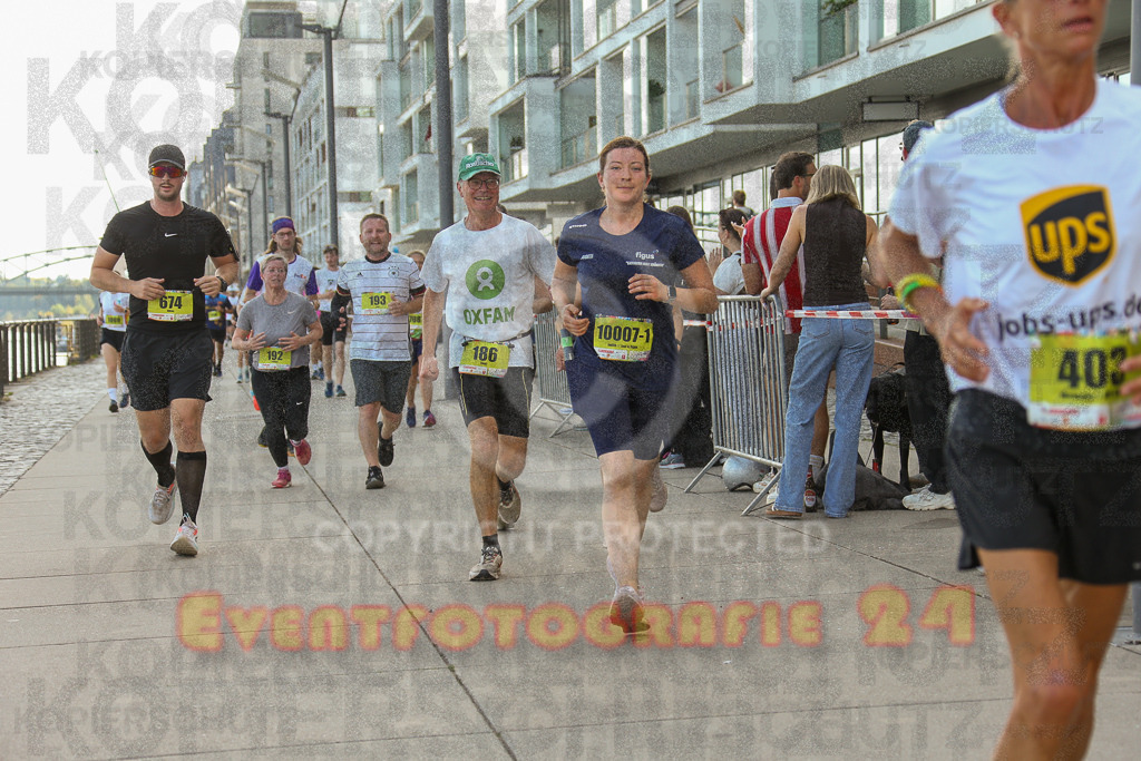 250920_1451_EX1_7879 | Sportfotografie im Rhein-Sieg Kreis, Köln, Bonn, NRW, Rheinland Pfalz, Hessen, etc. Unser Tätigkeitsfeld umfasst den Laufsport vom Volkslauf über den Marathon, Duathlon, Triathon bis zum Ultralauf wie Kölnpfad Ultra oder Schindertrail.