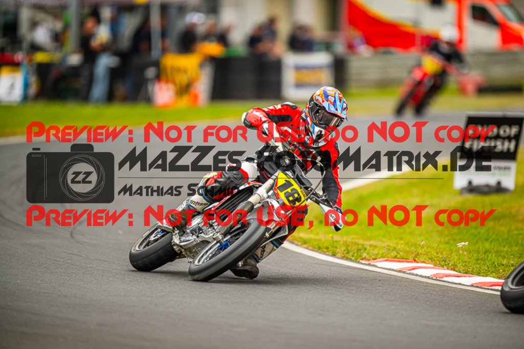 MaZZes_FotoMatrix_230702_9785 | S1