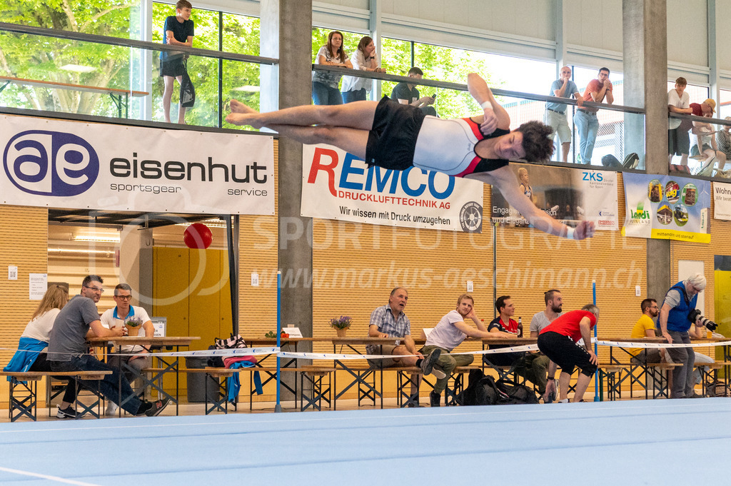 104. Zürcher Kunstturnertage Neftenbach - 14. May 2022 | 104. Zürcher Kunstturnertage Neftenbach
Turnhalle Ebni, Neftenbach
Programm 5 (P5)
Bild: Sportfotografie Markus Aeschimann | www.markus-aeschimann.ch - Realisiert mit Pictrs.com