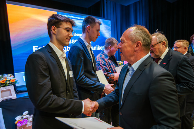 _DSC8383 | hermsdorfmarketing