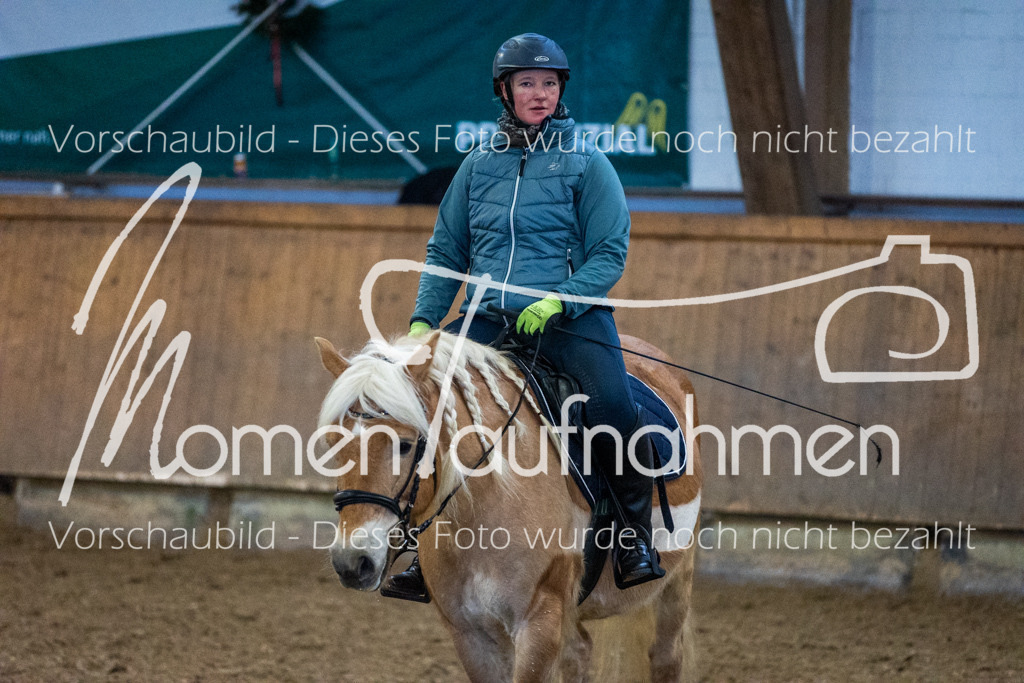 LehrgSth24-002 | MomenTaufnahmen Pferdesportfotos