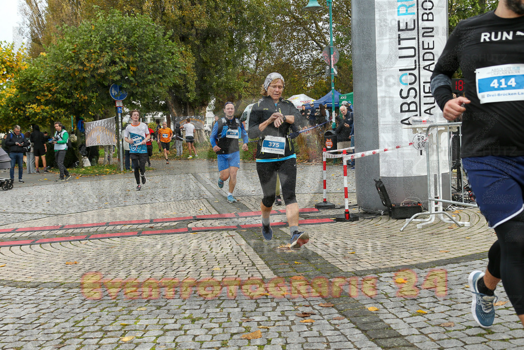 241020_1018_EX1_8675 | Sportfotografie im Rhein-Sieg Kreis, Köln, Bonn, NRW, Rheinland Pfalz, Hessen, etc. Unser Tätigkeitsfeld umfasst den Laufsport vom Volkslauf über den Marathon, Duathlon, Triathon bis zum Ultralauf wie Kölnpfad Ultra oder Schindertrail.