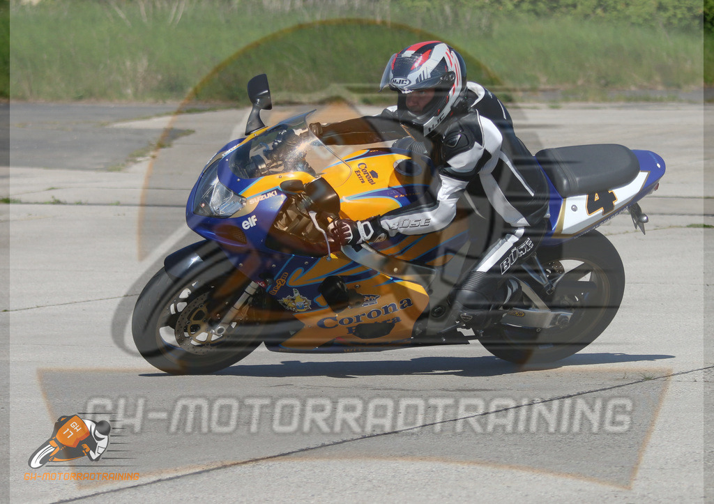 IMG_9946 | gh-motorradtraining-foto.de - Realisiert mit Pictrs.com