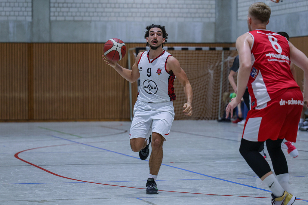 Regio Test BAYER GIANTS vs BSV Münsterland Baskets Wulfen-76 | Fotos von Basketballspielen aus dem Raum NRW fotografiert von Gero Mueller-Laschet und Daniel Schaefer - Realisiert mit Pictrs.com
